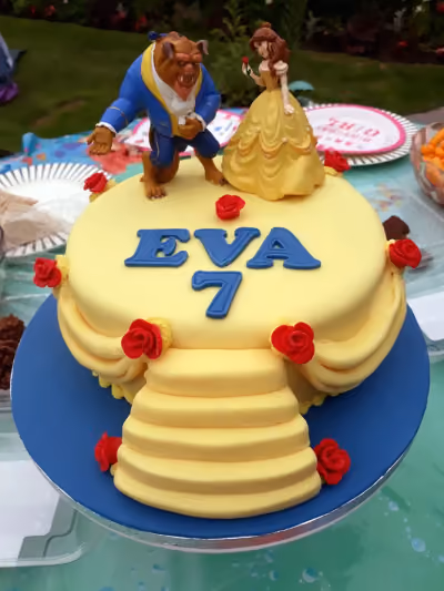 Children's birthday cake by Thelwall Bakehouse